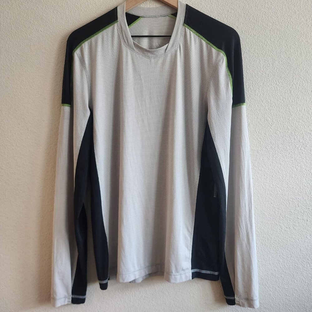Lululemon Shirt Mens Medium Gray Black Long Sleeve Running Athletic Reflective